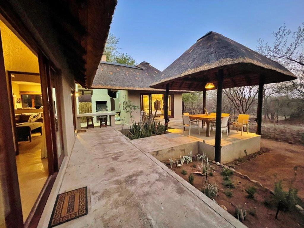 10 Raptors Lodge Hoedspruit Exterior foto
